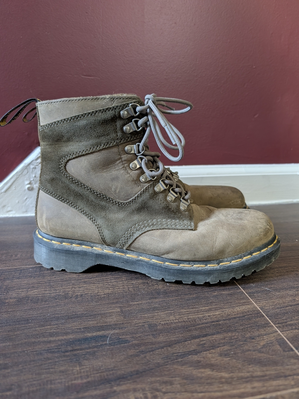 Dr. Martens Brown Suede Leather Paneled Pascal Combat Work Boots US Mens 9